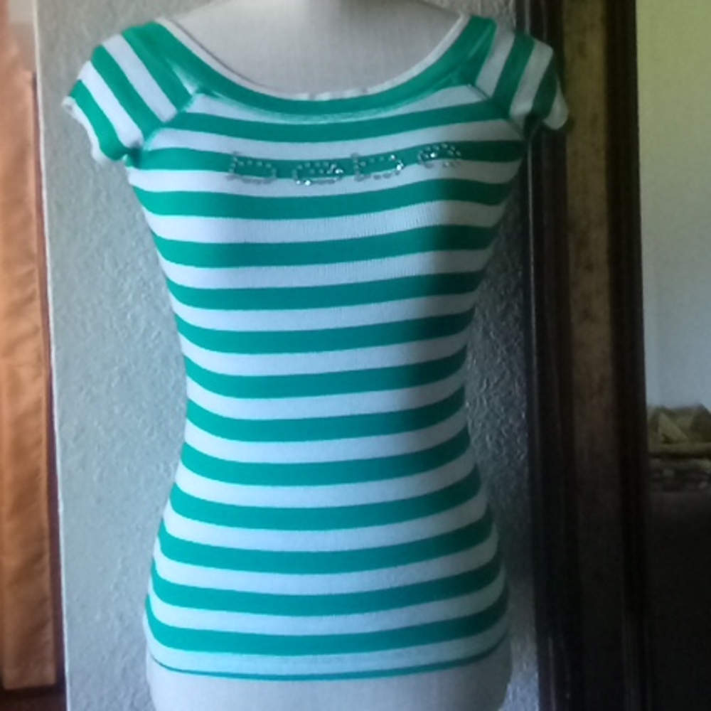 Clothes - Picture 2 of 3
